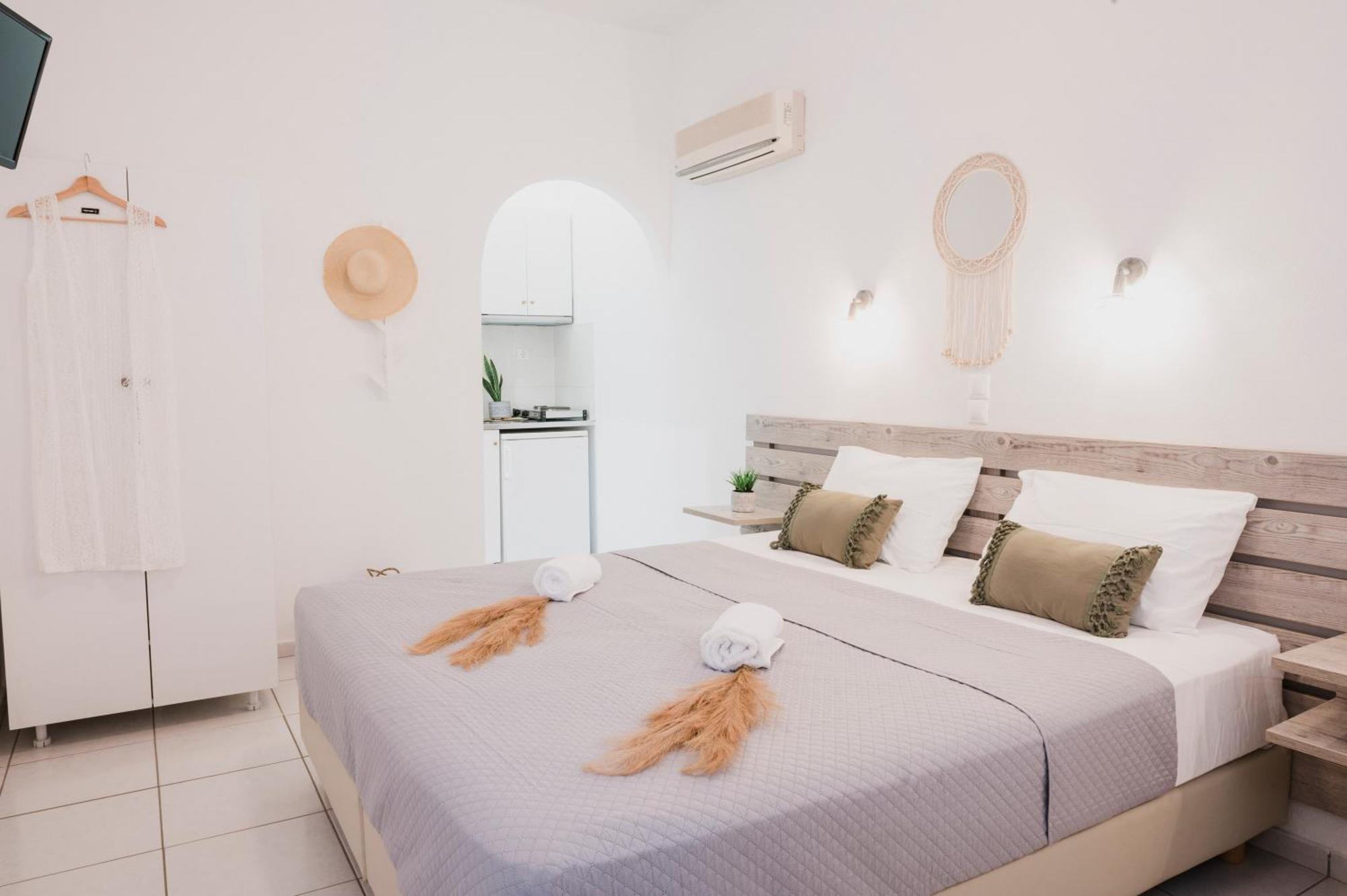Petros Studios & Suites Naxos City Camera foto
